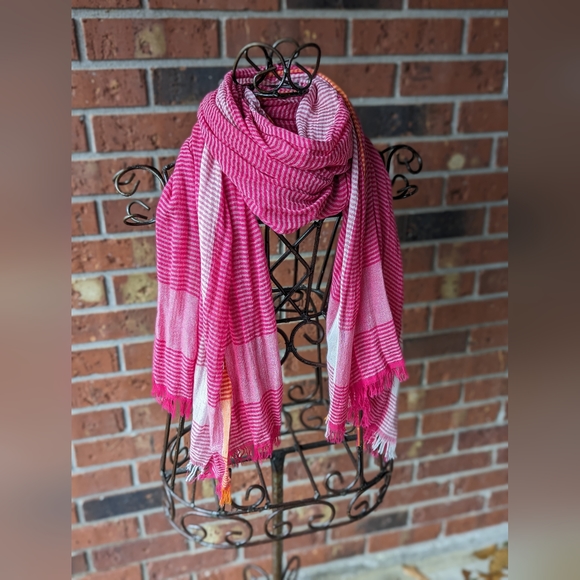 American Eagle Scarf - Picture 2 of 5